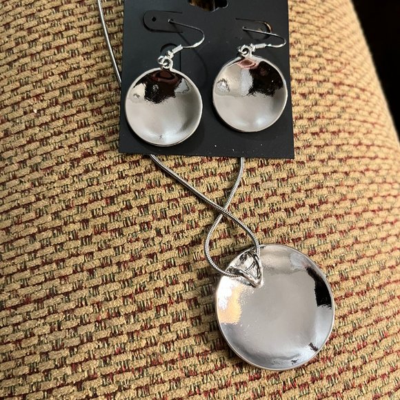 City Gypsies Costume Necklace and Earring Set - Picture 3 of 3